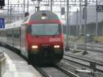 SBB - 460 099-5 bei der einfahrt im Bahnhof von Morges am 31.12.2008