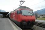 SBB 460058-1 mit IC von Basel nach Chur im Bahnhof Sargans  3.03.10