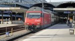 Die Re 460 103-5  Heitersberg  mit dem IR nach Zrich Flughafen steht am 29.03.2010 in Luzern.