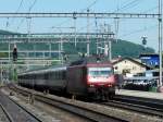 SBB - 460 005-2 vor IR im Bahnhof Liestal am 24.05.2010