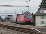 SBB - 460 061-6 vor IR Bern -Biel bei der Durchfahrt im Bahnhof Brgg am 07.11.2010