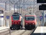 SBB - Kreuzung mit XTmass 99 85 91 60 001-5 und Lok 460 001-1 mit IR im Bahnhof Leuk am 18.03.2011