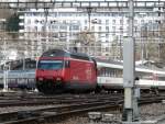 SBB - Schnappschuss der 460 105-0 in Winterthur ..