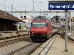 SBB - 460 073-0 mit IR bei der durchfahrt im Bahnhof Emmenbrcke am 23.05.2011