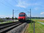 SBB - 460 104-3 vor RE unterwegs bei Hindelbank am 15.09.2011