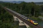 Re 460 053-2 nhert sich am 27.5.12 mit dem IR 1915 Turgi.