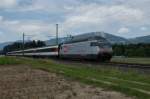 Re 460 100-1 nhert sich am 18.7.12 mit dem IR 2123 Deitingen.