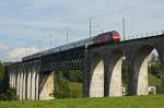 Re 460 mit dem IR am 05.10.2012 auf dem Rhein-Viadukt bei Eglisau.