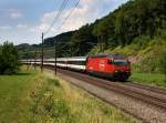 Die Re 460 009 mit einem IC am 28.06.2011 unterwegs  bei Tecknau.