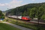 460 097 flieht am 28.06.2011 vor der heranziehenden Fotowolke.