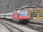 SBB - 460 089-6 mit IC bei der einfahrt im Bahnhof Brig am 24.03.2013