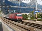 SBB - 460 082-1 mit IR von Genf nach Brig bei der einfahrt im Bahnhof von Martigny am 24.08.2013