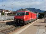 SBB - 460 084-7 mit IR im Bahnhof Bellinzona am 18.09.2013