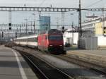 SBB - 460 111-8 mit IR bei einfahrt im Bahnhof Zürich am 01.02.2014