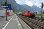 Re 460 080-5 mit IR 1419 bei Einfahrt in Martigny.