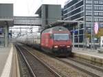 SBB - 460 092-0 mit IC bei der durchfahrt in der Haltestelle Bern Wankdorf am 09.11.2014