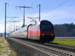 SBB - 460 086-2 mit RE unterwegs bei Lyssach im Gegenlicht am 20.02.2015