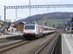 SBB - 460 036-7 mit IC bei der durchfahrt in Sissach am 07.03.2015