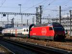 SBB - 460 032-6 mit IC beim verlassen des Bahnhof Genf am 08.03.2015