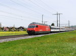 SBB - 460 007-8 mit IC unterwegs bei Lyssach am 30.04.2016