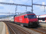 SBB - 460 004-5 mit IC unterwegs in Palézieux am 03.05.2016