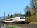 Lenzburg - 31.10.17 : Re 460 075  Leman 2030  mit dem IR 2267 Basel - Zürich.