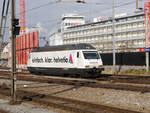 SBB - 460 071-4 als Werbelok unterwegs in HB Zürich am 28.01.2018