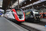 SBB 460 078-9 und 502 012-3 stehen in Basel SBB.