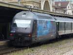 SBB - Werbelok 460 051-6 im Bahnhof von Vevey am 09.09.2007