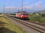 Re 460 005 1902-2002 et IR vers Gilly-Bursinel 25 juillet 2003