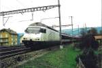 Re 460 016 Ciba blanche et IC Yverdon