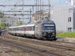 SBB - Werbelok 460 076-3 bei der durchfahrt in Rupperswil am 20.04.2014