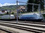 Die Re 465 008  Patenschaft Berggemeinden  und die Re 465 016  Stockhorn  am 23.8.20 beim Bahnhof Spiez abgestellt.