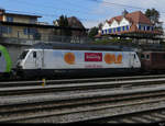 BLS - Lok 465 004-0 abgestellt im Bahnhofsareal von Spiez am 28.02.2021