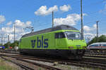 Re 465 005-7 der BLS wird in der Abstellanlage beim badischen Bahnhof abgestellt.