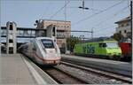 Spiez mit dem ICE 4 412 9485 nach Hamburg und der BLS Re 465 012. 

30. August 2023