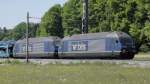 Re 465 Doppelpack mit Autozug bei Lyssach am 06.05.2011