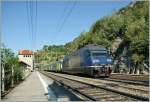 BLS Re 465 005-7 mit einem EWIII RE Entlastungszug nach Brig beim Halt in Ausserberg am 20.