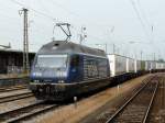 bls - 465 010-7 mit Gterzug bei der durchfahrt im Bahnhof Basel Badisch am 04.09.2012 