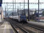 BLS - Lok 465 014-9 mit Güterzug bei der durchfahrt im Bahnhof Gümligen am 22.11.2014