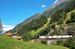 Über die untere Wattinger-Brücke unterwegs ist dieser railCare-Zug, bespannt mit der Re 465 016.