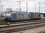 BLS - Loks 465 014-9 und Re 4/4  188 abgestellt im Bahnhofsareal von Basel Badischer Bahnhof am 23.11.2016