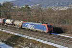 Re 474 005-5 hat den Bahnhof Kaiseraugst durchfahren und fährt Richtung Bahnhof Rheinfelden. Die Aufnahme stammt vom 06.01.2017.