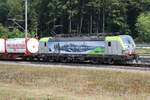 BLS Cargo 410 – Re 475 410-7 (91 85 4475 410-7 CH-BLSC) bei Mattstetten BE  Foto-Datum: 23.07.2022  