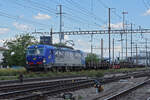 Siemens Vectron 475 902-3 der WRS durchfährt am 05.07.2022 den Bahnhof Pratteln.