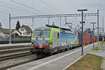 Siemens Vectron 475 409-9 der BLS durchfährt am 17.02.2025 den Bahnhof Rupperswil.