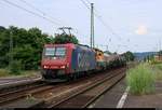 Kesselzug mit Re 482 009-8 der SBB Cargo und Vossloh  DE 23  der BASF SE durchfährt den Bahnhof Großheringen auf Gleis 2 Richtung Weimar.