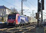 82 001-5 sbcargo Containerzug durch Remagen - 19.01.2019