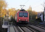 482 008-0 und 482 026-2 beide von SBB-Cargo  und fahren durch Aachen-Schanz mit einem Güterzug aus Belgien nach Italien und kommen aus Richtung Aachen-West in Richtung