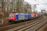 482 017-1 SBB Cargo mit Winner-KLV in Wuppertal, am 08.01.2022.